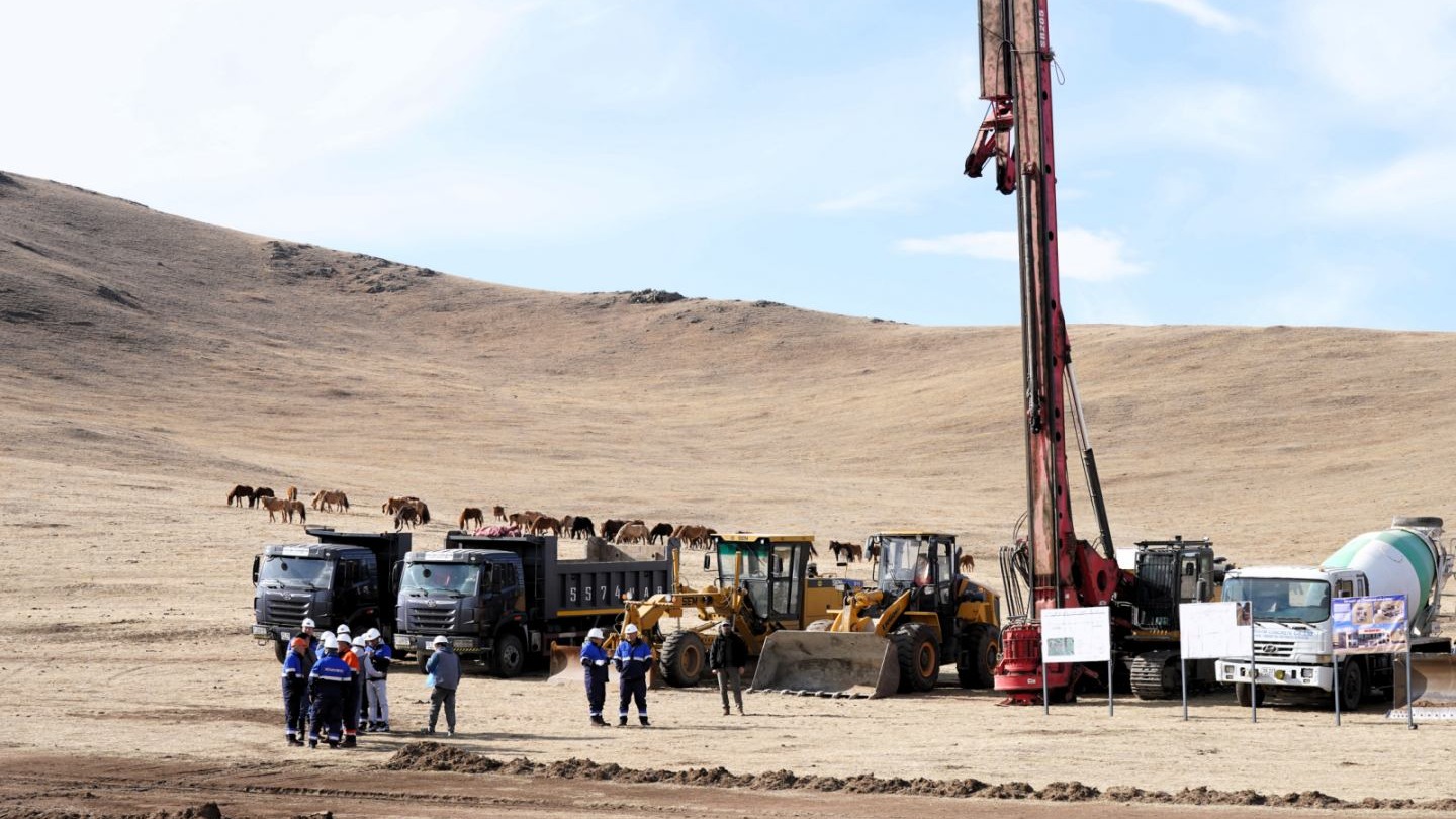 Б.Дэлгэрсайхан: Багахангай-Хөшигийн хөндий чиглэлд баригдах салбар төмөр зам нь үндэсний томоохон бүтээн байгуулалтын нэг байх болно